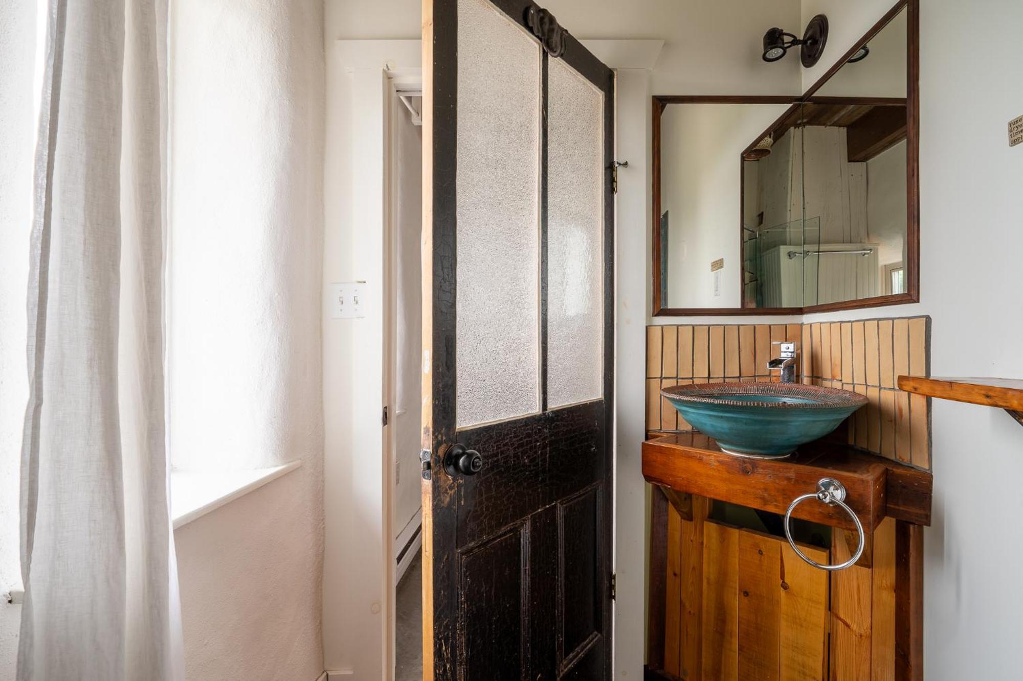 Owl'S Nest Suites Carrying Place エクステリア 写真